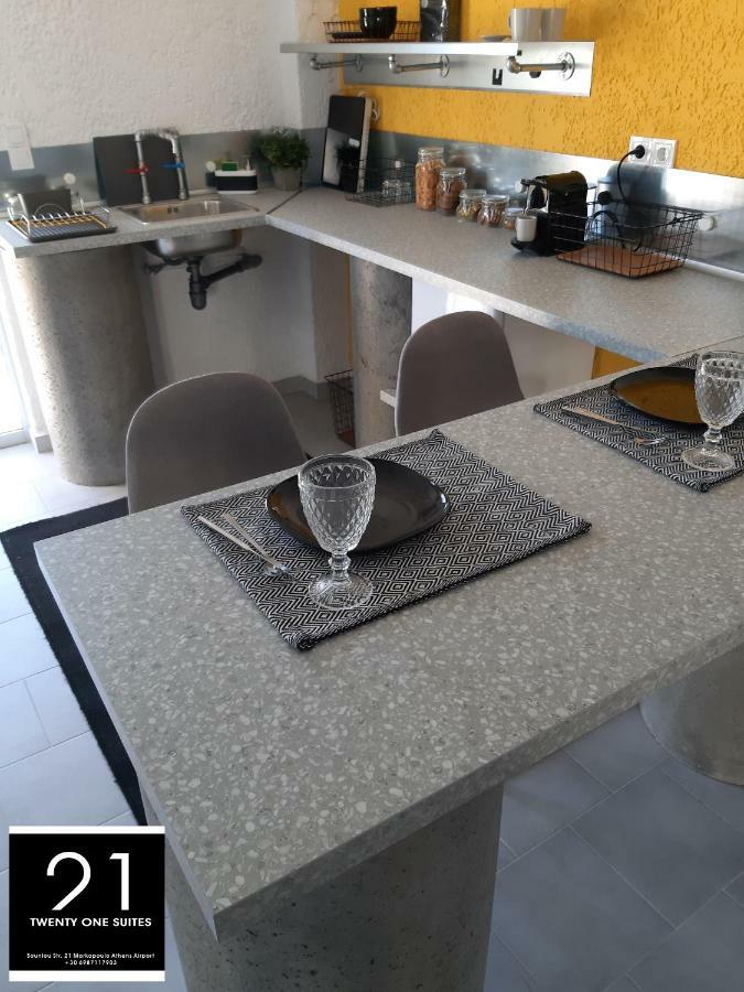 21 Suites Deluxe Stay Near The Airport Markopoulo Mesogaias Luaran gambar